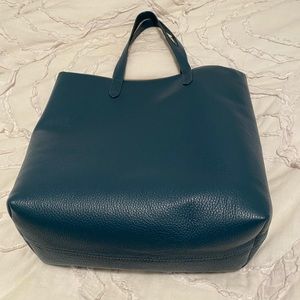 Cuyana Tall Structured Zipper Tote Deep Ocean